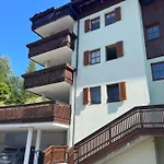 2 Bedroom In Out *