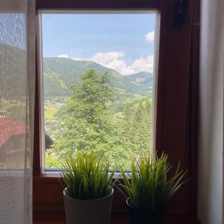 2 Bedroom In Out