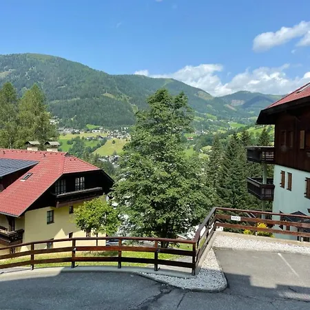 2 Bedroom In Out *